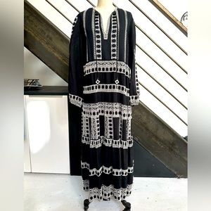 Zara embroidered black and white gypsy boho dress NWT